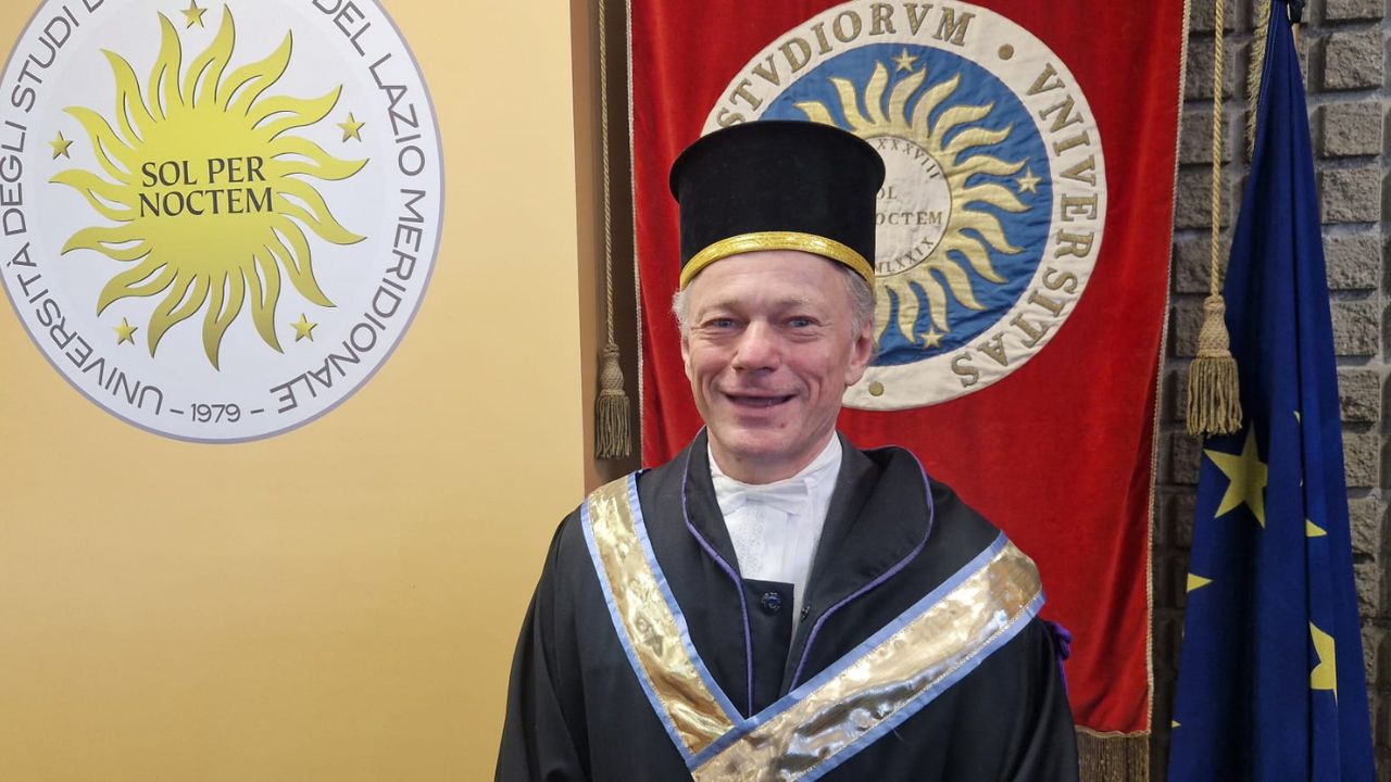 Ole Settergren dopo la consegna del Dottorato Honoris Causa da parte di Unicas