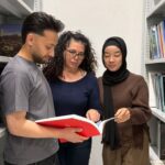 Un momento della catalogazione dei volumi donati alla Biblioteca umanistica Giorgio Aprea di Unicas da Gallerie d'Italia