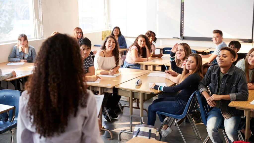 Diritto alla disconnessione: una classe di scuola superiore
